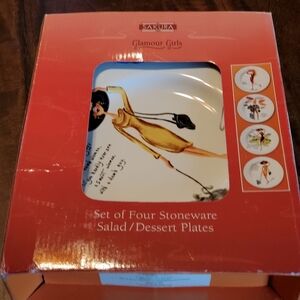 Sakura Glamour Girls Plates